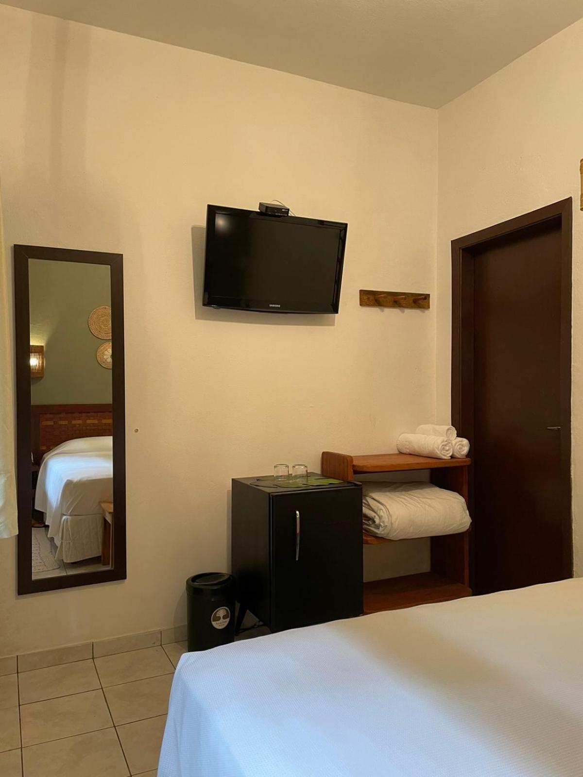 Pousada Aroeira Barra do Sahy Phòng bức ảnh